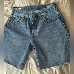 Levi’s 501 Women’s Mid Rise Jean Shorts